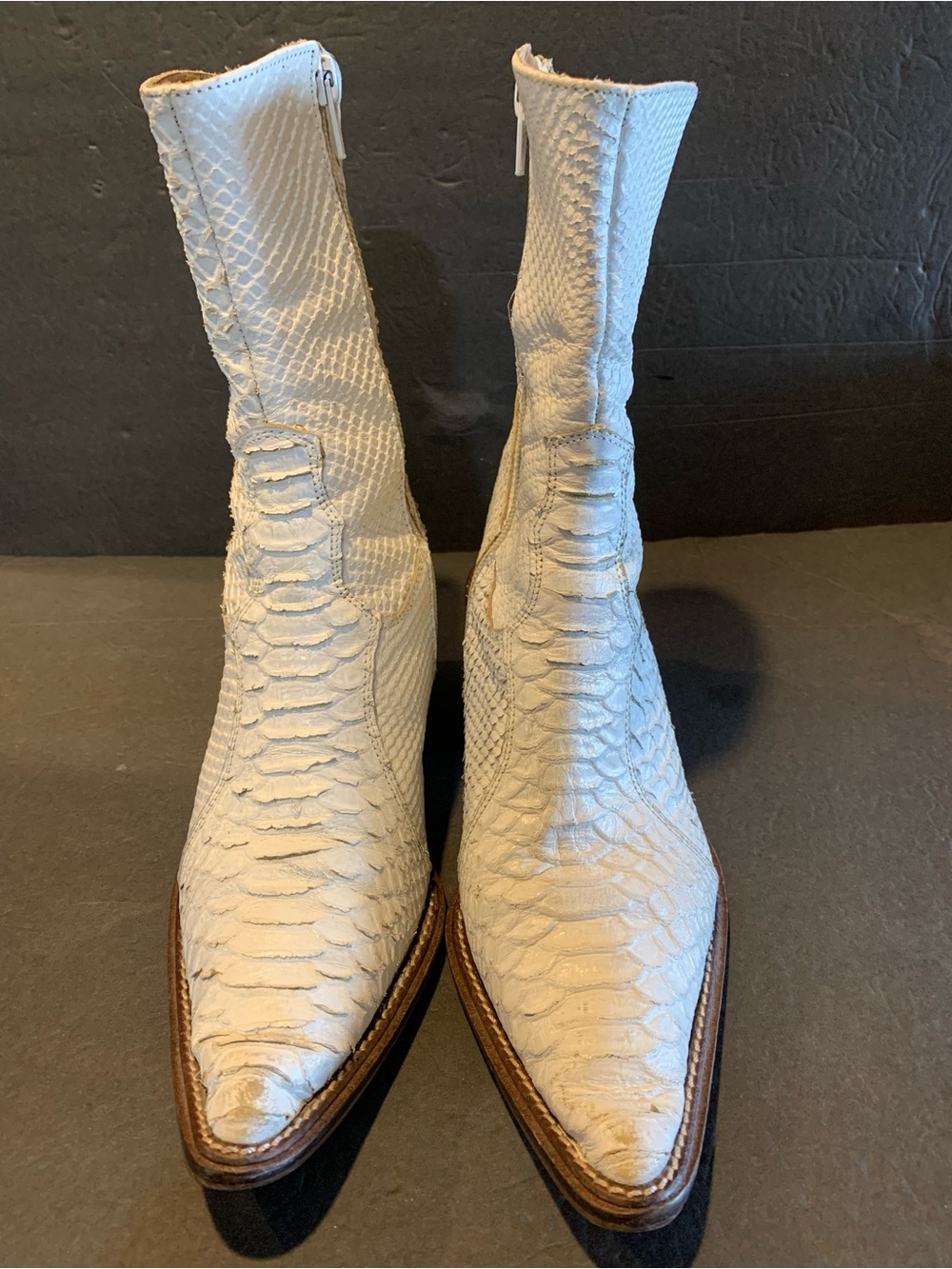 White Snakeskin Leather Textured Western Mid Calf Boots Pointy Toe- Women 8 - Picture 2 of 8